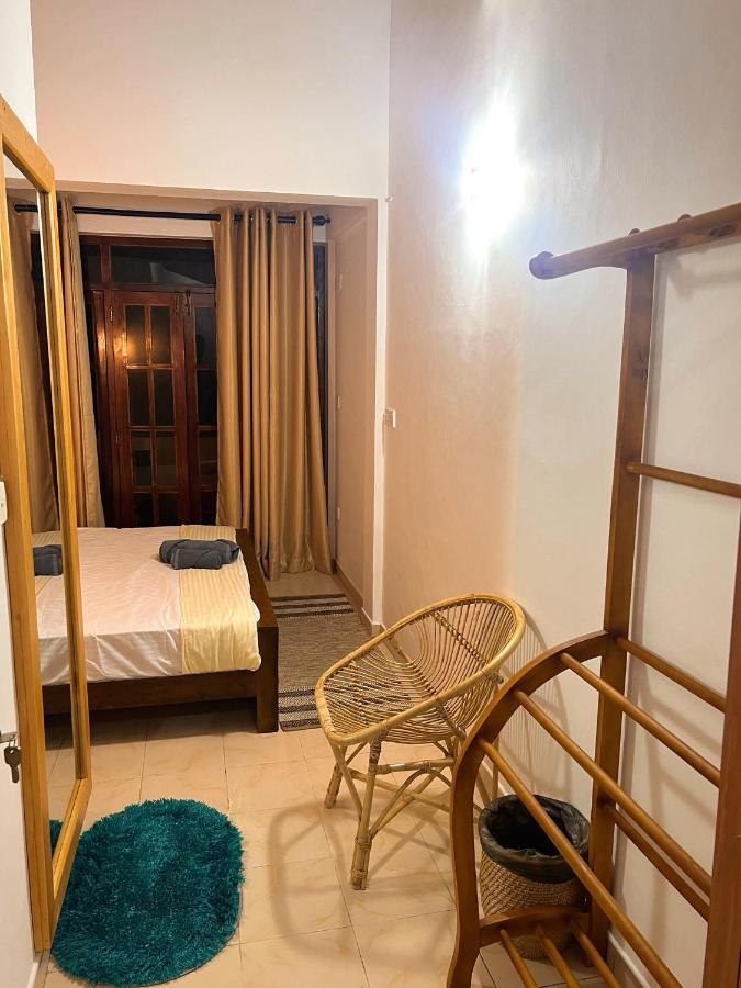 Hummus Hostel Hikkaduwa Eksteriør bilde